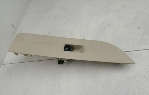 Volkswagen PASSAT CC Electric window control switch 3C8857858C