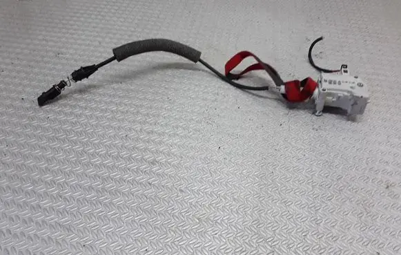 Volkswagen Phaeton Fuel tank cap lock 3B0959782