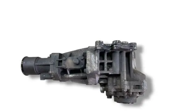 Gearbox transfer box case