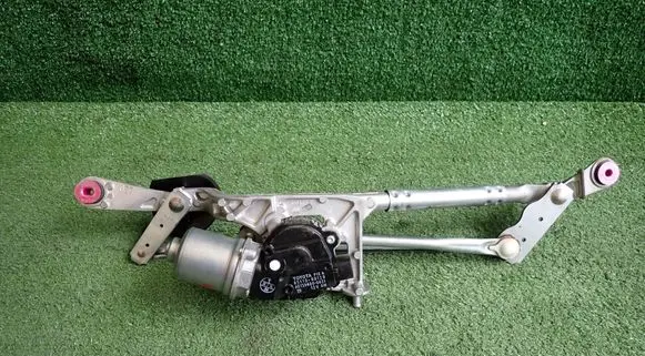 Toyota Yaris XP210 Wiper motor 85110K0120