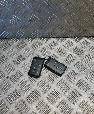 Subaru Legacy Ignition key/card 88835AG010