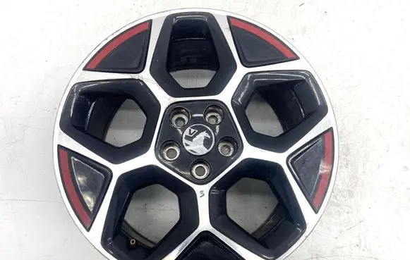 Opel Astra L R18 alloy rim 9843281680