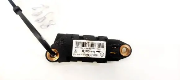 Mercedes-Benz C W203 Airbag deployment crash/impact sensor 0018209126