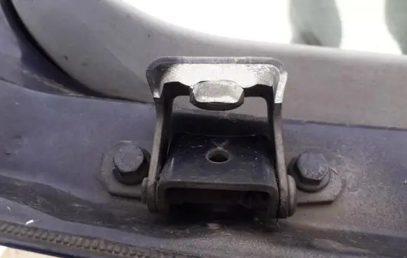 Fiat Stilo Tailgate/trunk/boot hinge