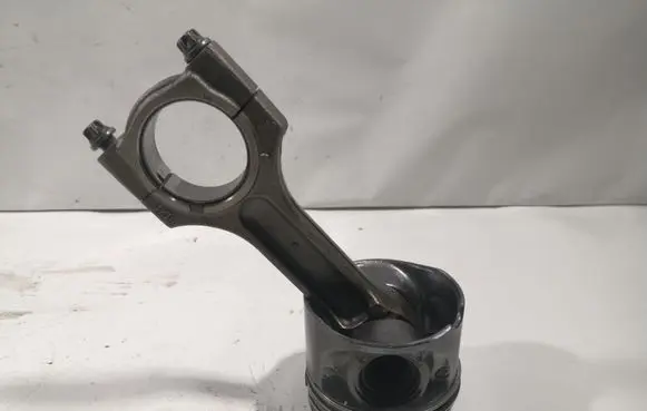BMW X5 E70 Piston with connecting rod 1741