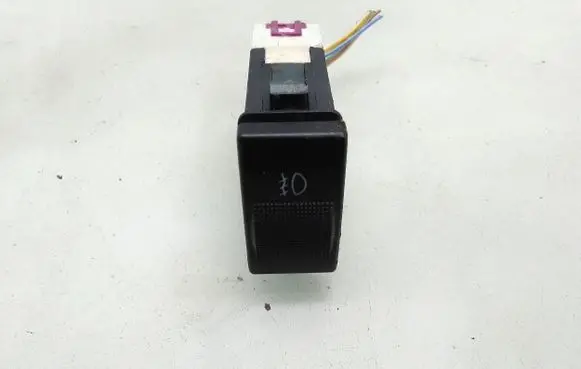 Fog light switch