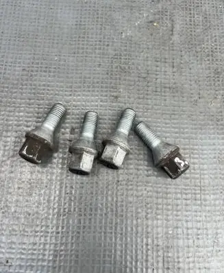 Renault Austral Nuts/bolts