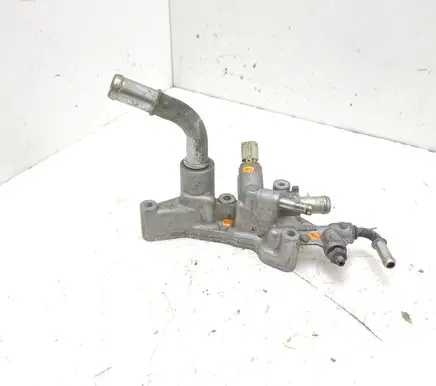 Engine coolant pipe/hose