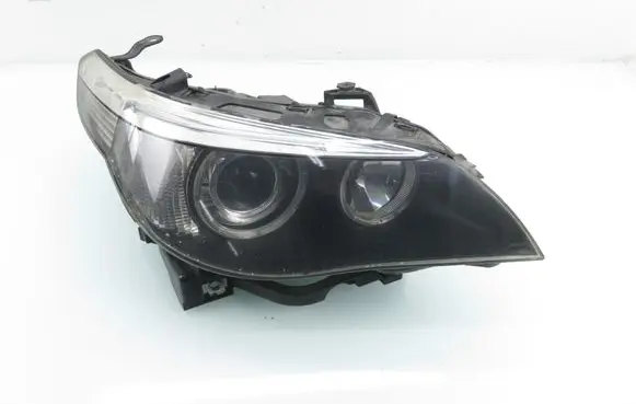 BMW 5 E60 E61 Headlight/headlamp 15872400