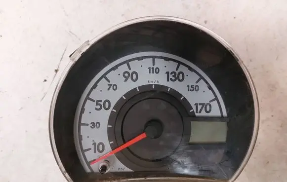 Citroen C1 Speedometer (instrument cluster) 838000H032 H03684 568020U