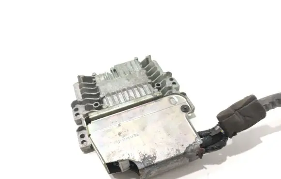 Ford Focus C-MAX Engine control unit/module 6G9112A532BB