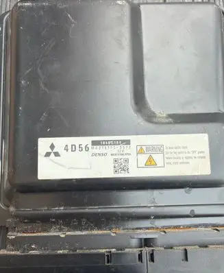 Mitsubishi L200 Engine control unit/module ECU MA2757003672