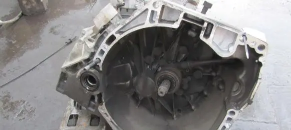 Nissan Juke I F15 Manual 5 speed gearbox