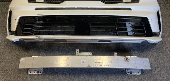 KIA Sorento IV Front bumper