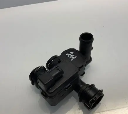 Mercedes-Benz E W211 Coolant heater control valve A2118320084 2118320084