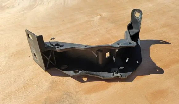 Jaguar XF X250 Headlight/headlamp mounting bracket CX2316A142AB