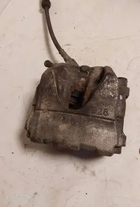 Volvo XC60 Front brake caliper