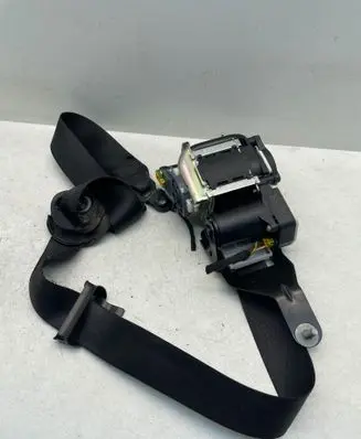 Mercedes-Benz E W212 Front seatbelt 620048000 010L0000 BAMPT1273
