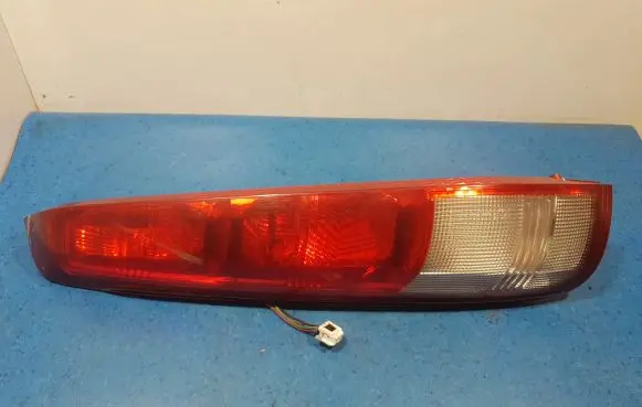 Nissan X-Trail T30 Rear/tail lights