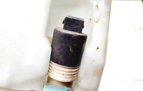 Windscreen/windshield washer pump