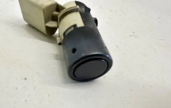 Audi A6 S6 C6 4F Parking PDC sensor 7H0919275A