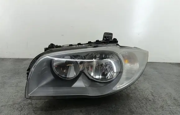 BMW 1 E81 E87 Headlight/headlamp 