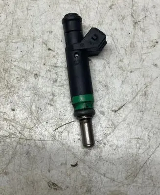 BMW X5 E70 Fuel injector 6300A04552