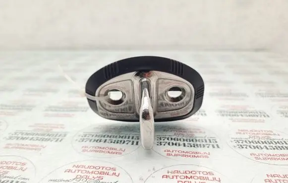 Audi A8 S8 D3 4E Rear door lock loop/hook striker 4E0837279D
