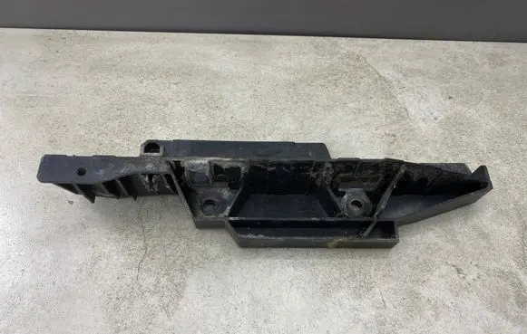 Audi A4 S4 B7 8E 8H Battery bracket 8E1805229A