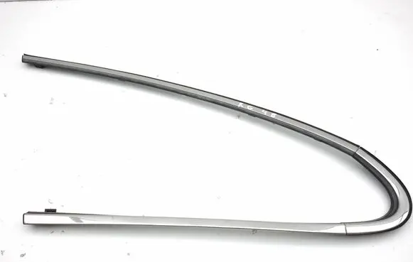 Honda CR-V Rear side glass trim 