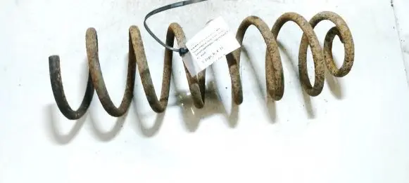 Volkswagen Golf III Rear coil spring