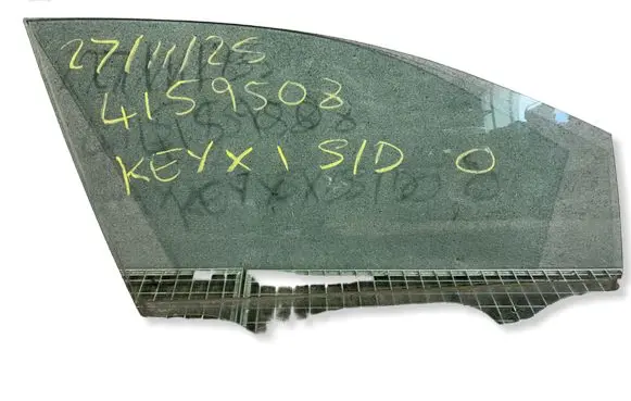 Volkswagen Golf Sportsvan Front door window glass four-door 510845202A