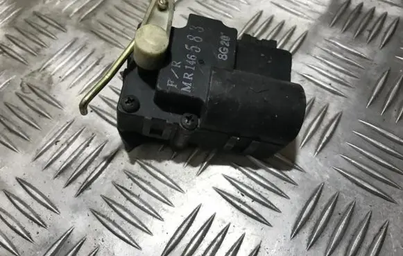 Mitsubishi Carisma Air flap motor/actuator mr146583 8g20