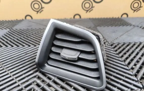 Ford Edge II Dashboard side air vent grill/cover trim EW7HA