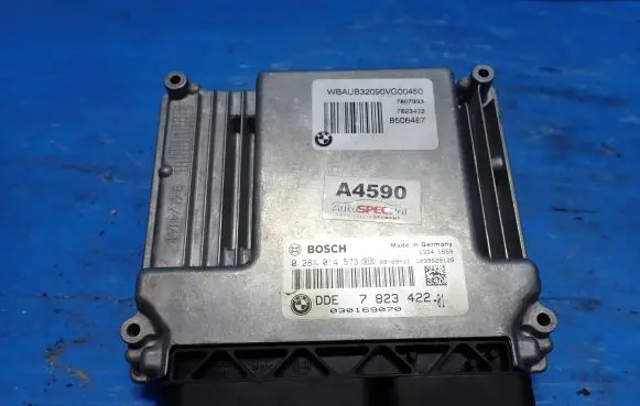 BMW 1 E81 E87 Engine control unit/module 7823422 0281014573 030169070