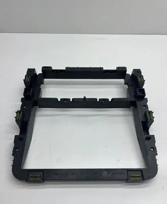 Volkswagen Touran I Other dashboard part 1T0858005A