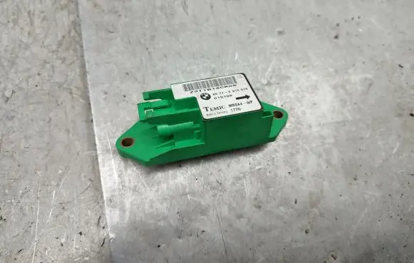BMW 5 E39 Airbag deployment crash/impact sensor 65776910678 6910678