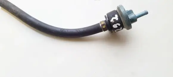 Audi 80 90 S2 B4 Valve vacuum 054133459b