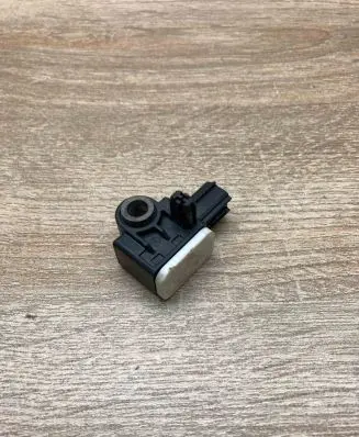 Volvo XC60 Airbag deployment crash/impact sensor 31334336