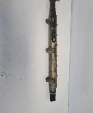 Volvo XC90 Fuel main line pipe 30622085 000332E1