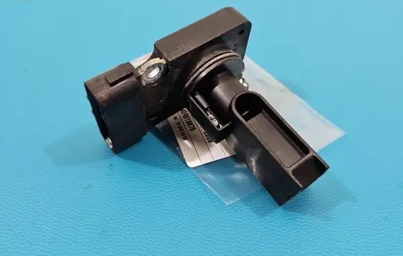 Toyota Corolla Verso E121 Mass air flow meter 2220427010 IMPRK1603965