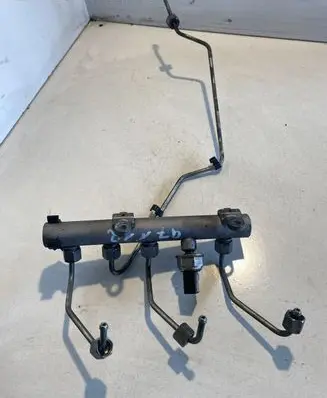 Audi Q7 4L Fuel main line pipe