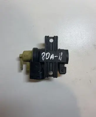 Opel Vivaro Turbo solenoid valve 8200790180