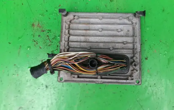 Ford Fiesta Engine control unit/module ECU 4S6112A650NC