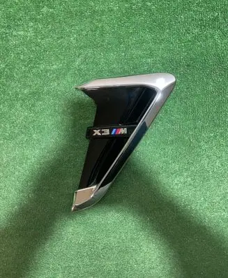 BMW X3 G01 Fender grill 19297610