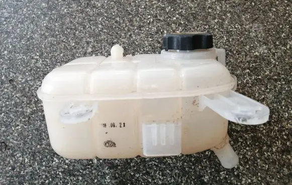 Opel Mokka Coolant expansion tank/reservoir 42422779