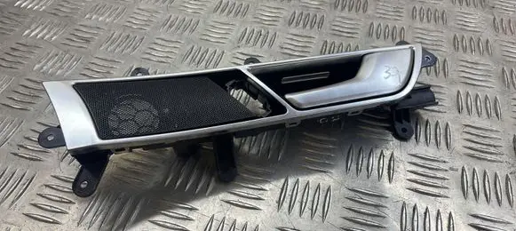 Audi A6 S6 C6 4F Front door interior handle 4F0837020