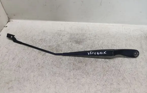 Volvo V50 Front wiper blade arm