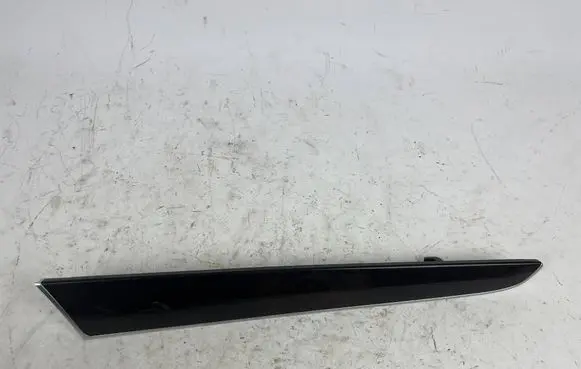 Audi Q5 SQ5 Front door trim bar 8R0867409AA