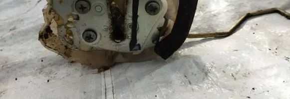 Subaru Forester SH Front door lock
